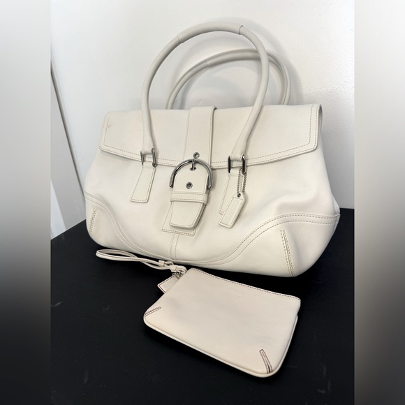COACH Hampton Shoulder Bag + Coin Purse! - Picture 1 of 8